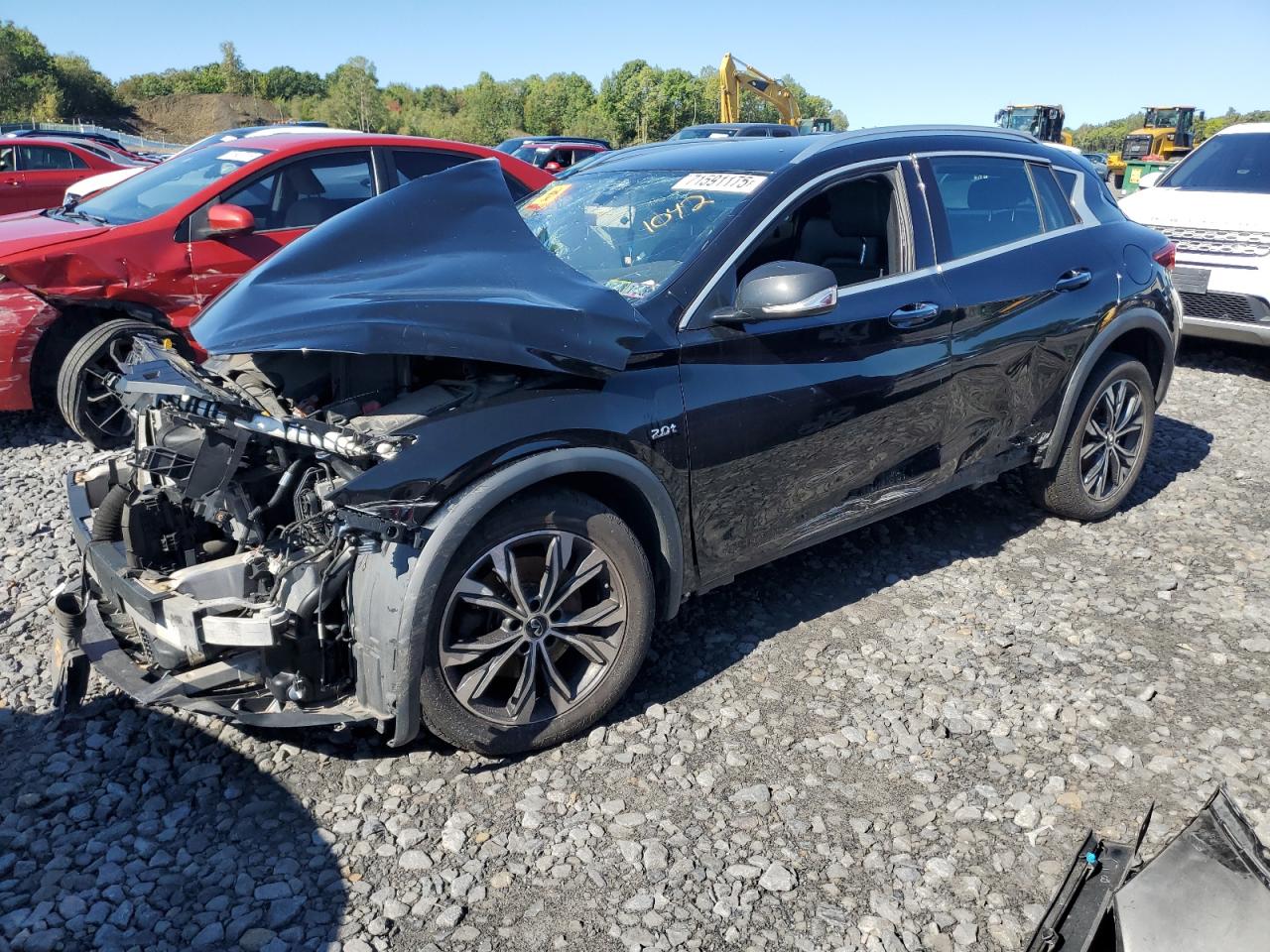 INFINITI QX30 BASE