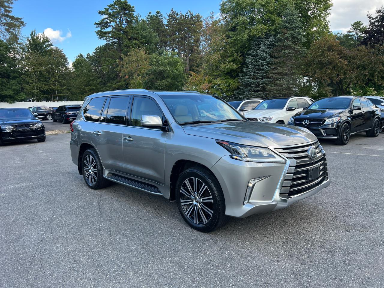LEXUS LX 570