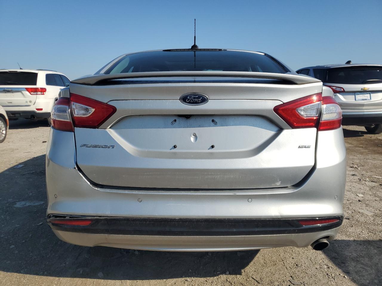 FORD FUSION SE
