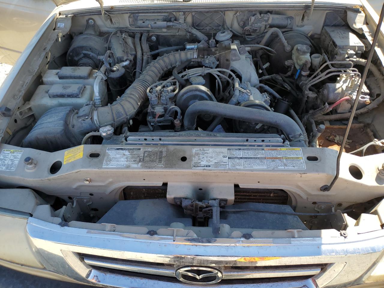 Lot #3285953556 2001 MAZDA B2500