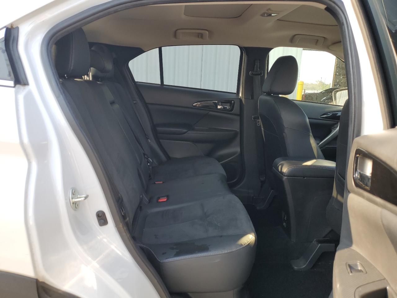 MITSUBISHI ECLIPSE SE