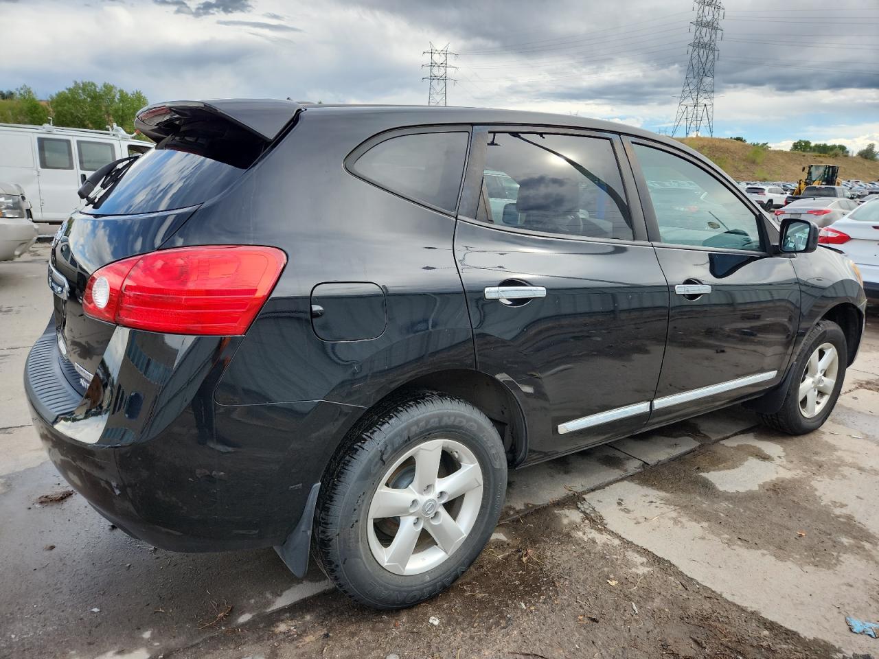 NISSAN ROGUE S
