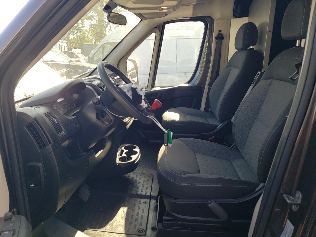 RAM PROMASTER 2500 HIGH