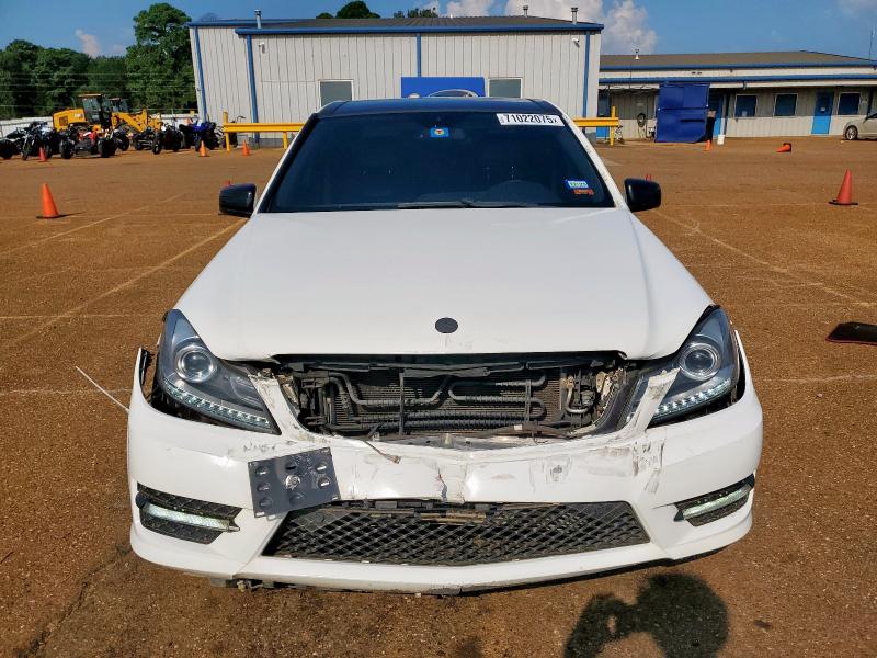 2013 MERCEDES-BENZ C 250 - WDDGF4HBXDR267972