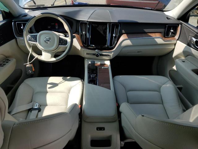 2022 VOLVO XC60 B5 MO YV4L12RKXN1971452