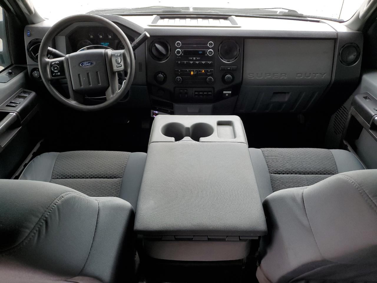 FORD F-550 SUPER DUTY