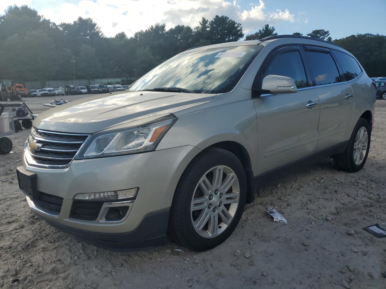 CHEVROLET TRAVERSE LT