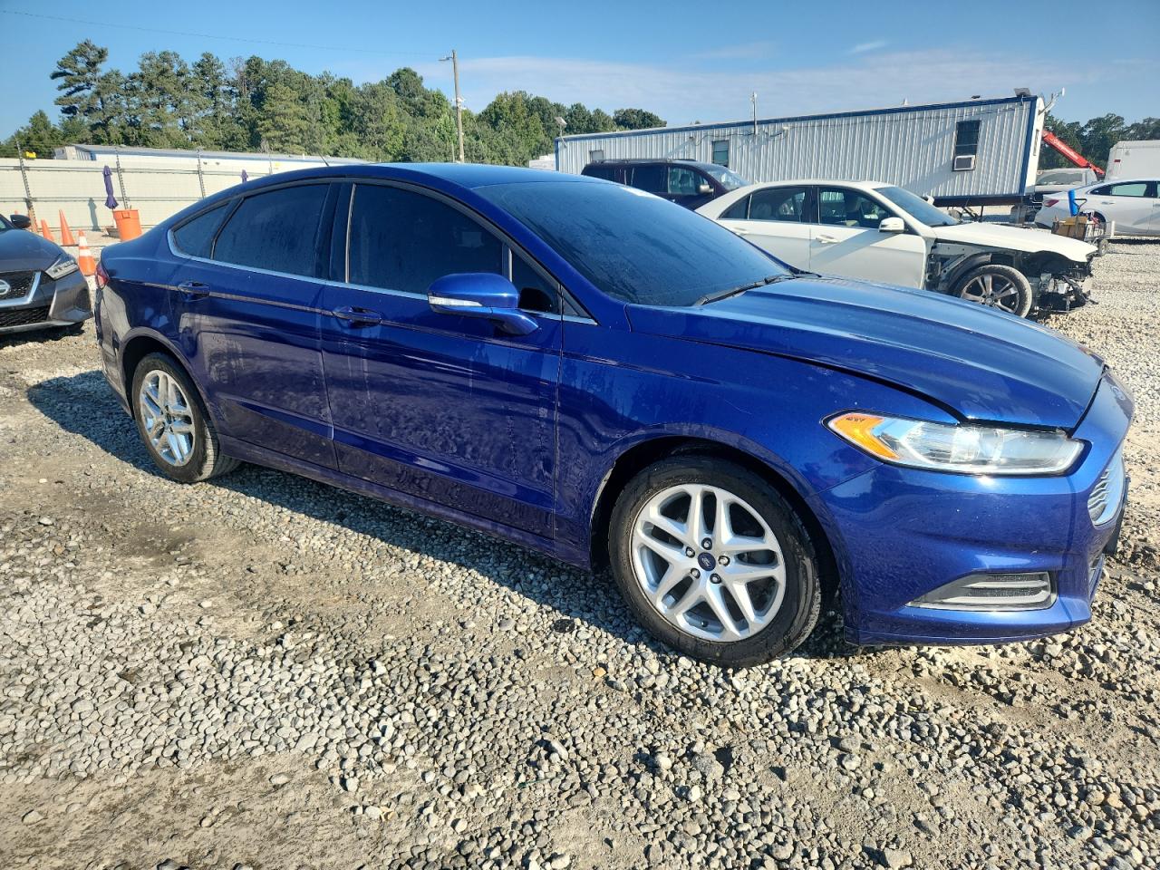 FORD FUSION SE