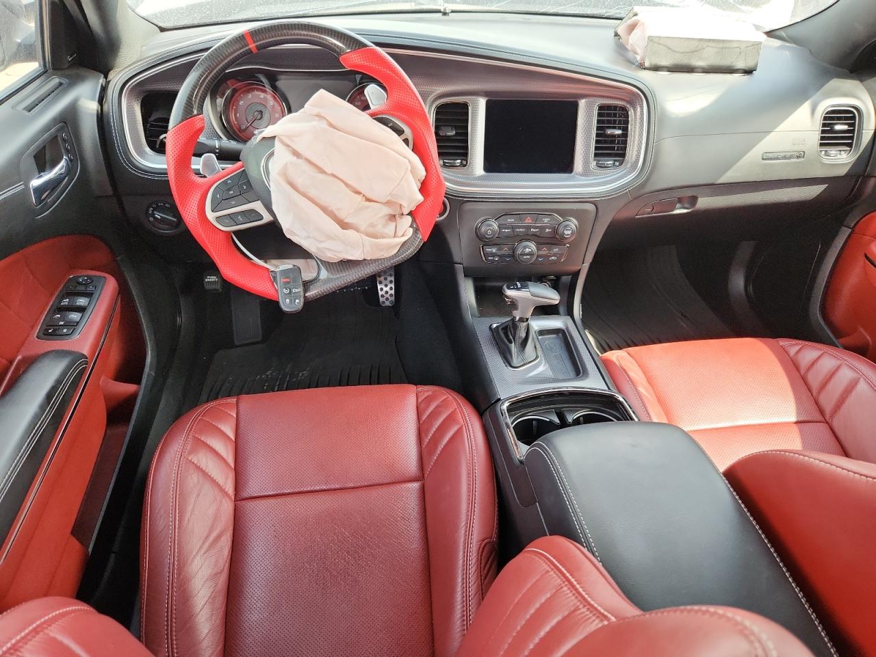 DODGE CHARGER SRT HELLCAT