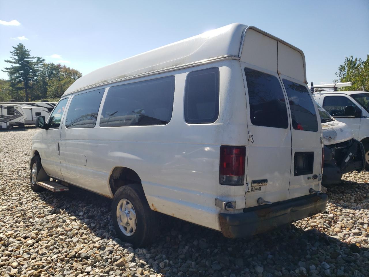 FORD ECONOLINE E350 SUPER DUTY VAN