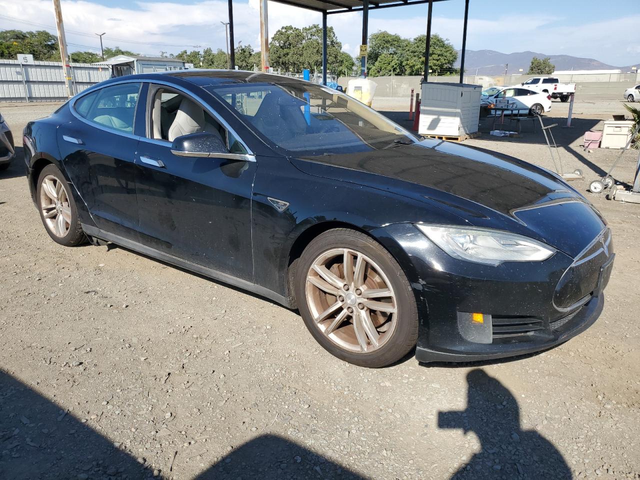 TESLA MODEL S