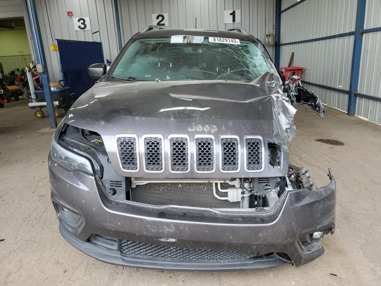 JEEP GRAND CHEROKEE LATITUDE PLUS