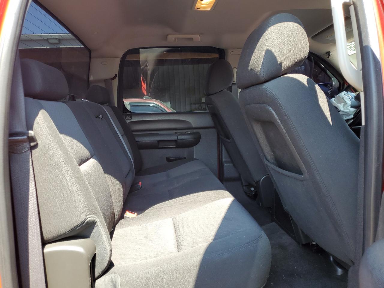 CHEVROLET SILVERADO K1500 LT