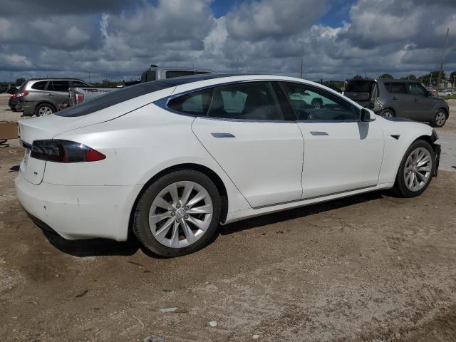 2017 TESLA MODEL S 5YJSA1E1XHF193140