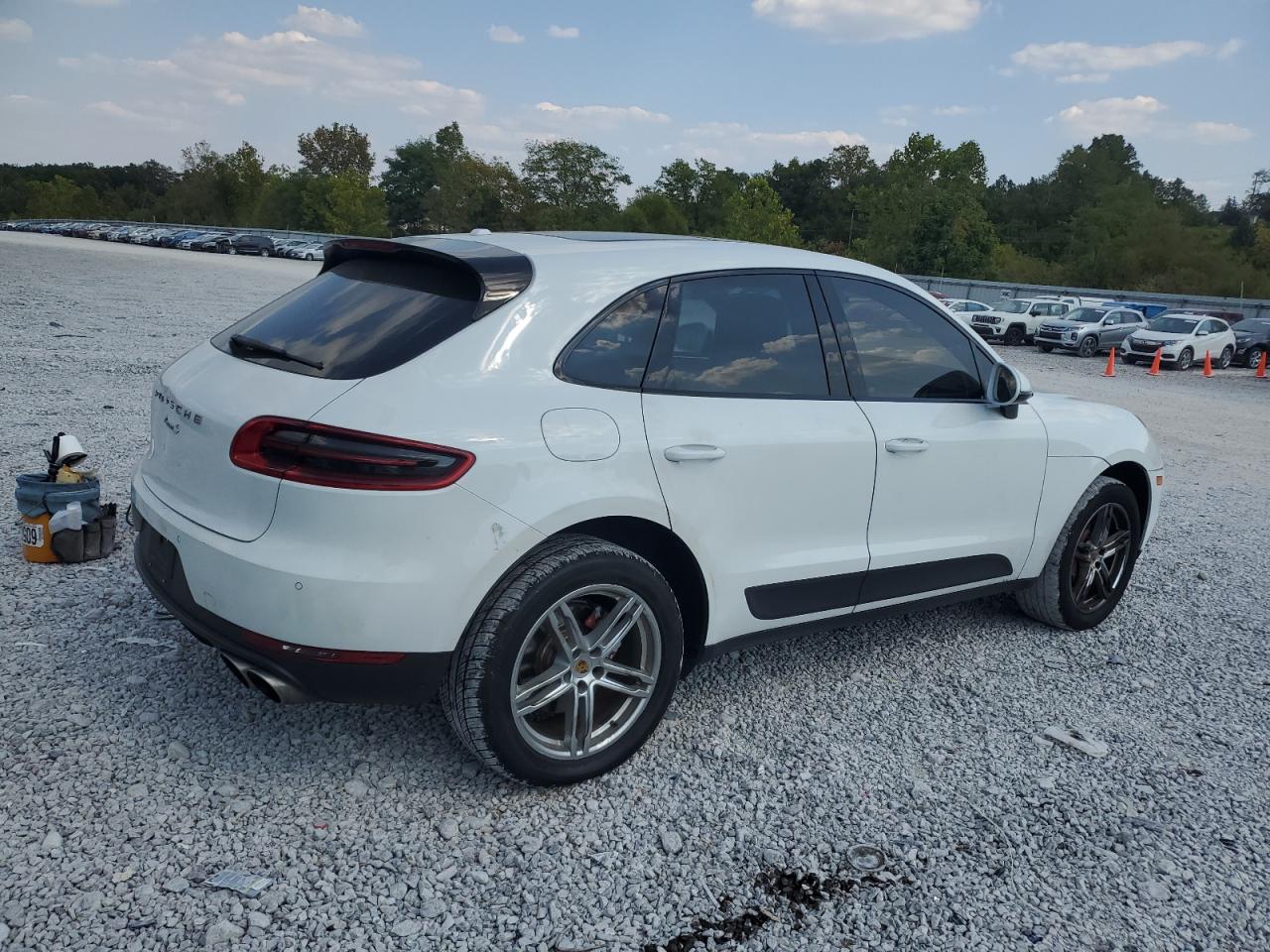 PORSCHE MACAN S