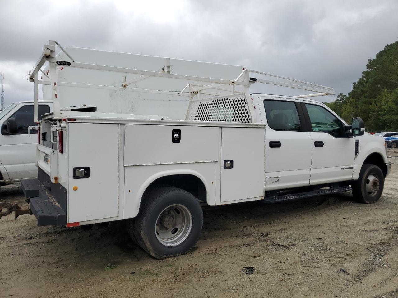FORD F-350 SUPER DUTY