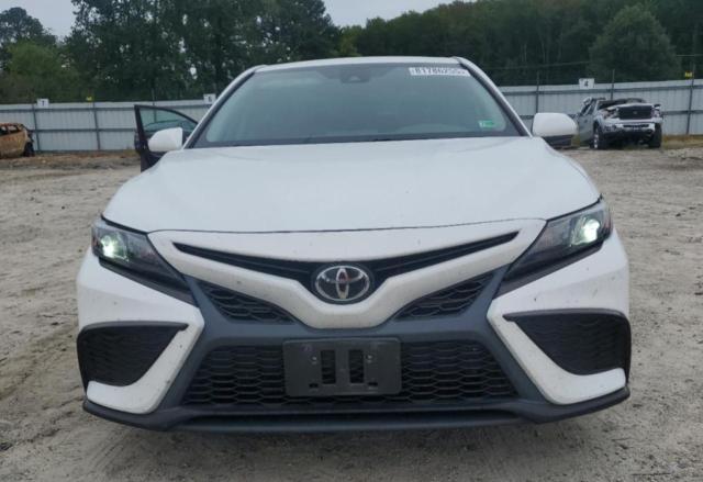 2021 TOYOTA CAMRY SE - 4T1G11AKXMU464313