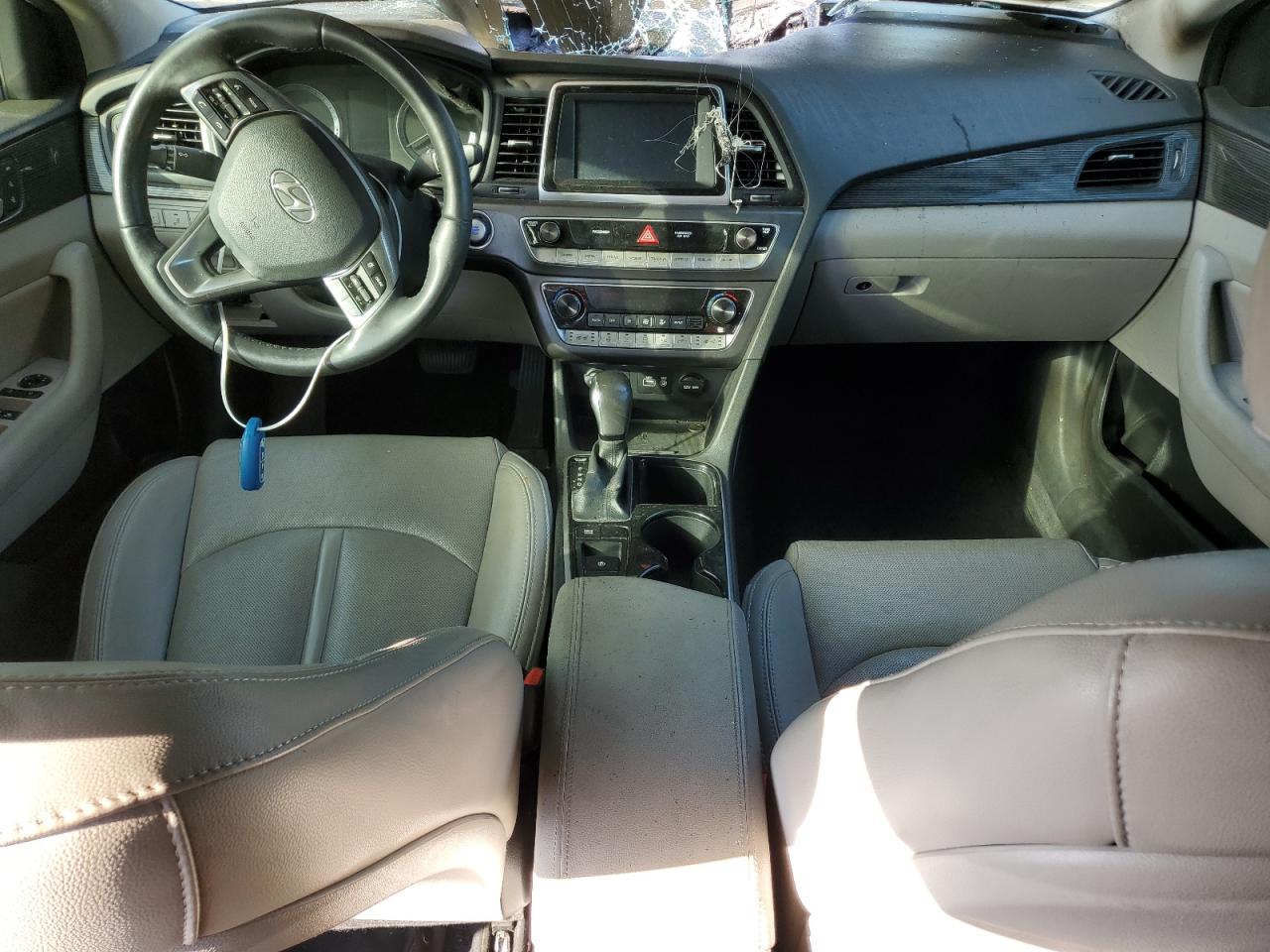 HYUNDAI SONATA SPORT