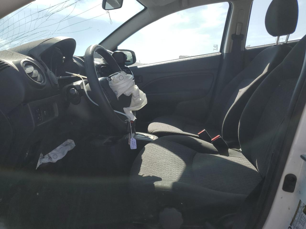 MITSUBISHI MIRAGE ES