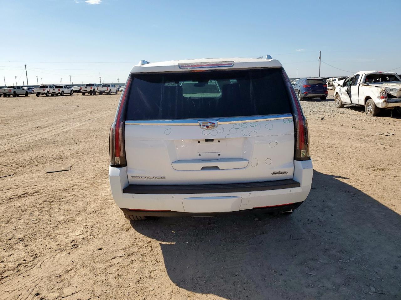 CADILLAC ESCALADE PLATINUM