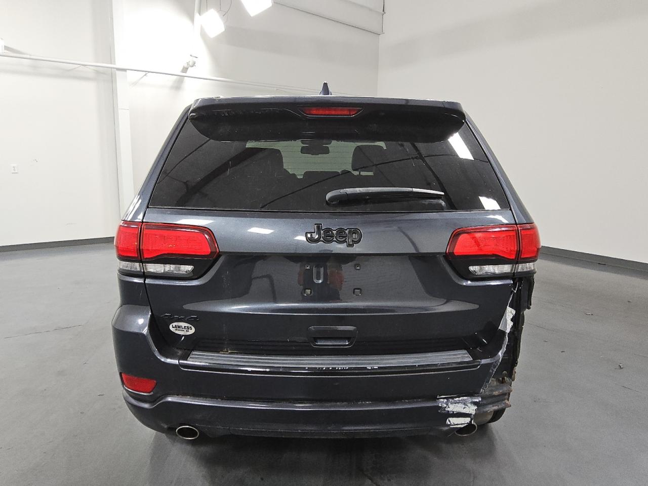 JEEP GRAND CHEROKEE LAREDO