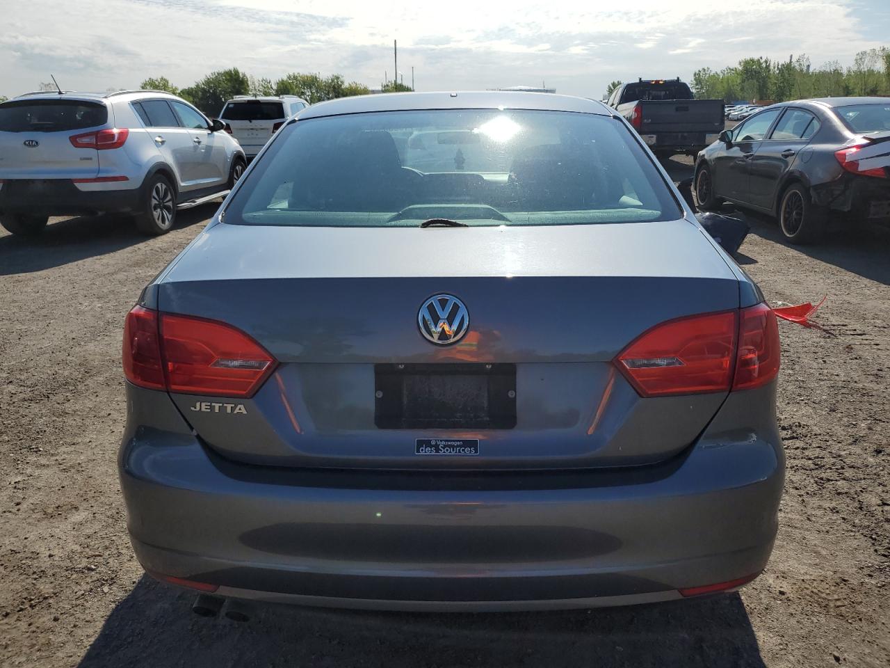 VOLKSWAGEN JETTA BASE