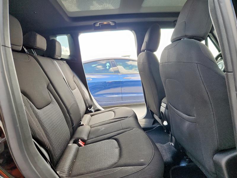 2021 JEEP RENEGADE L ZACNJCBB5MPM98311