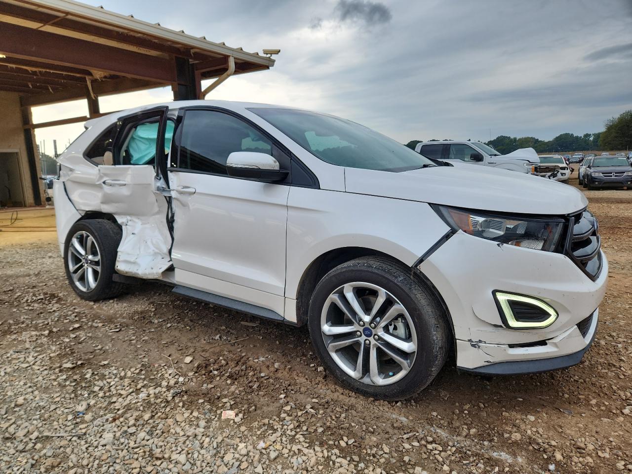 FORD EDGE SPORT
