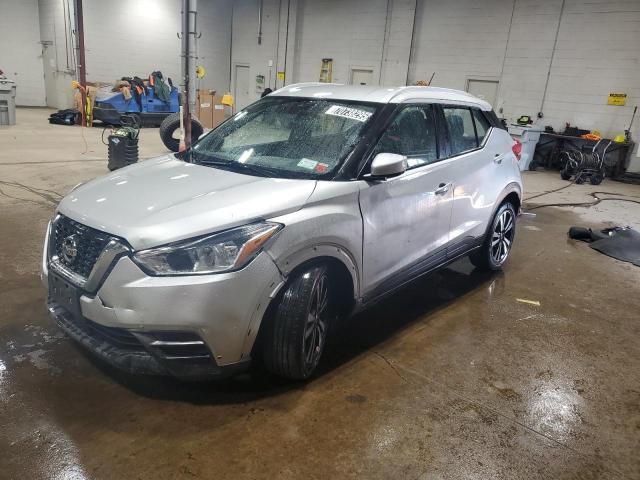 NISSAN KICKS SV