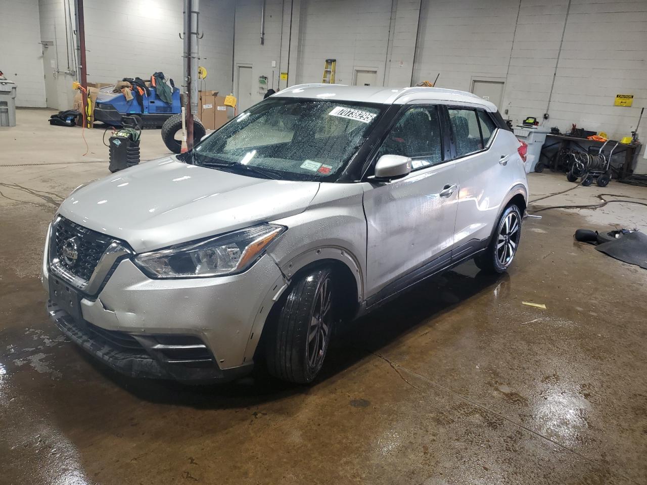 NISSAN KICKS SV