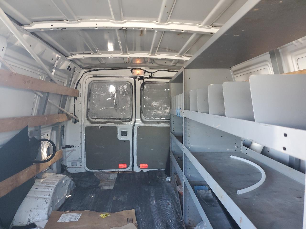 FORD ECONOLINE E250 VAN