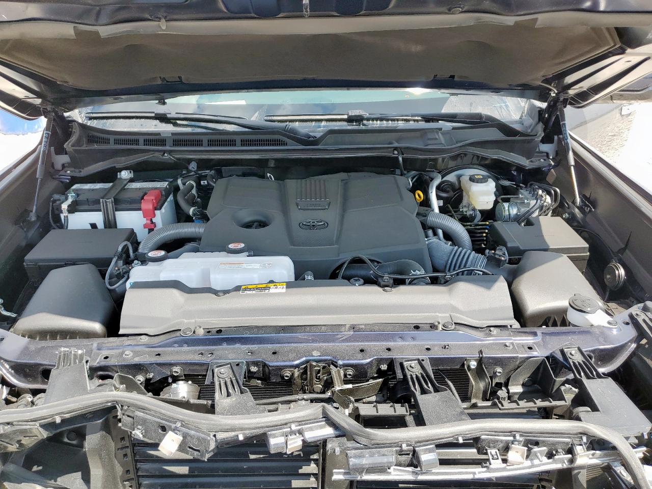 TOYOTA TUNDRA CREWMAX LIMITED