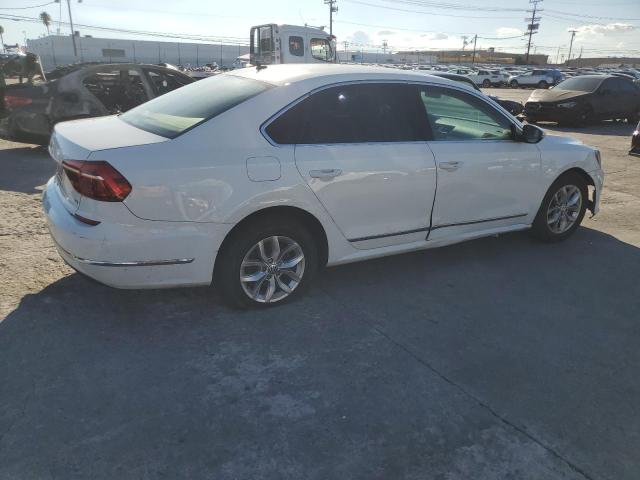 2017 VOLKSWAGEN PASSAT S 1VWAT7A32HC038902