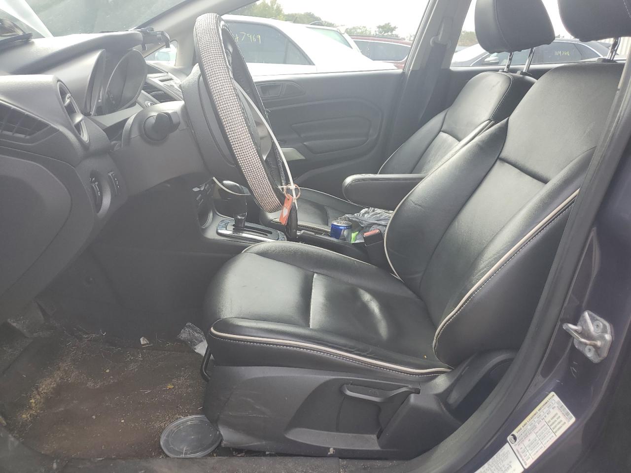 FORD FIESTA TITANIUM