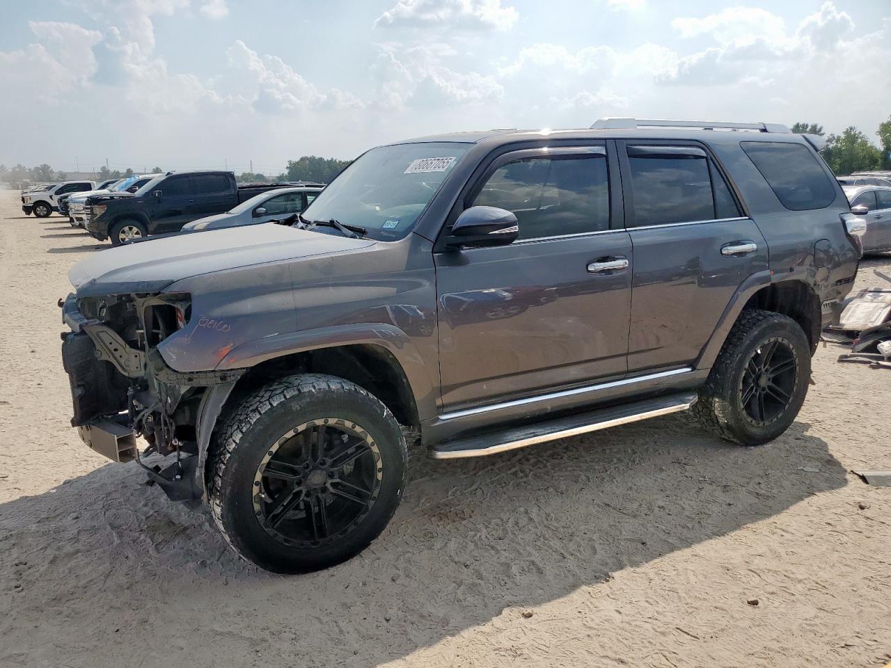 TOYOTA 4RUNNER SR5/SR5 PREMIUM