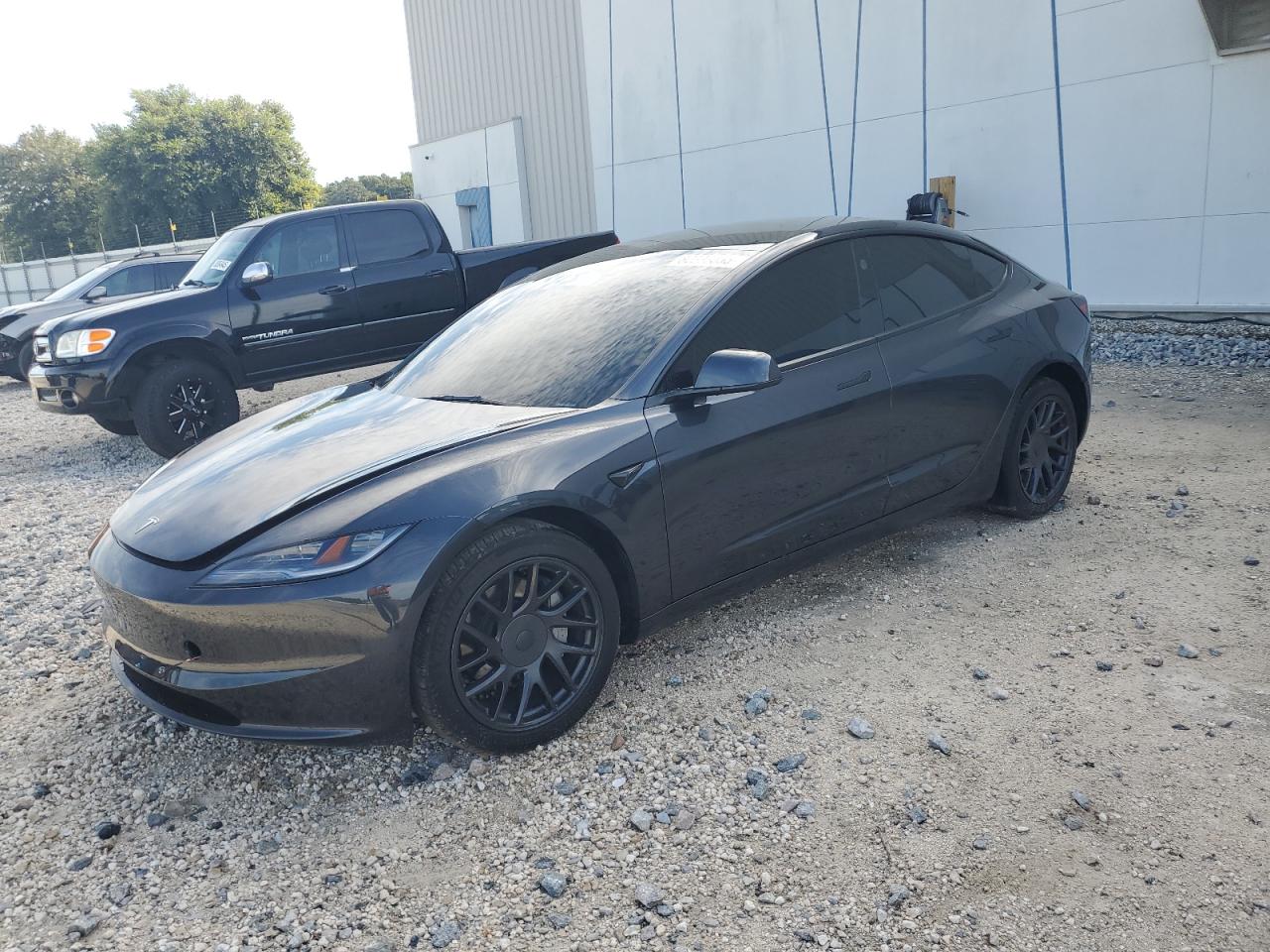 Lot #3286588156 2024 TESLA MODEL 3