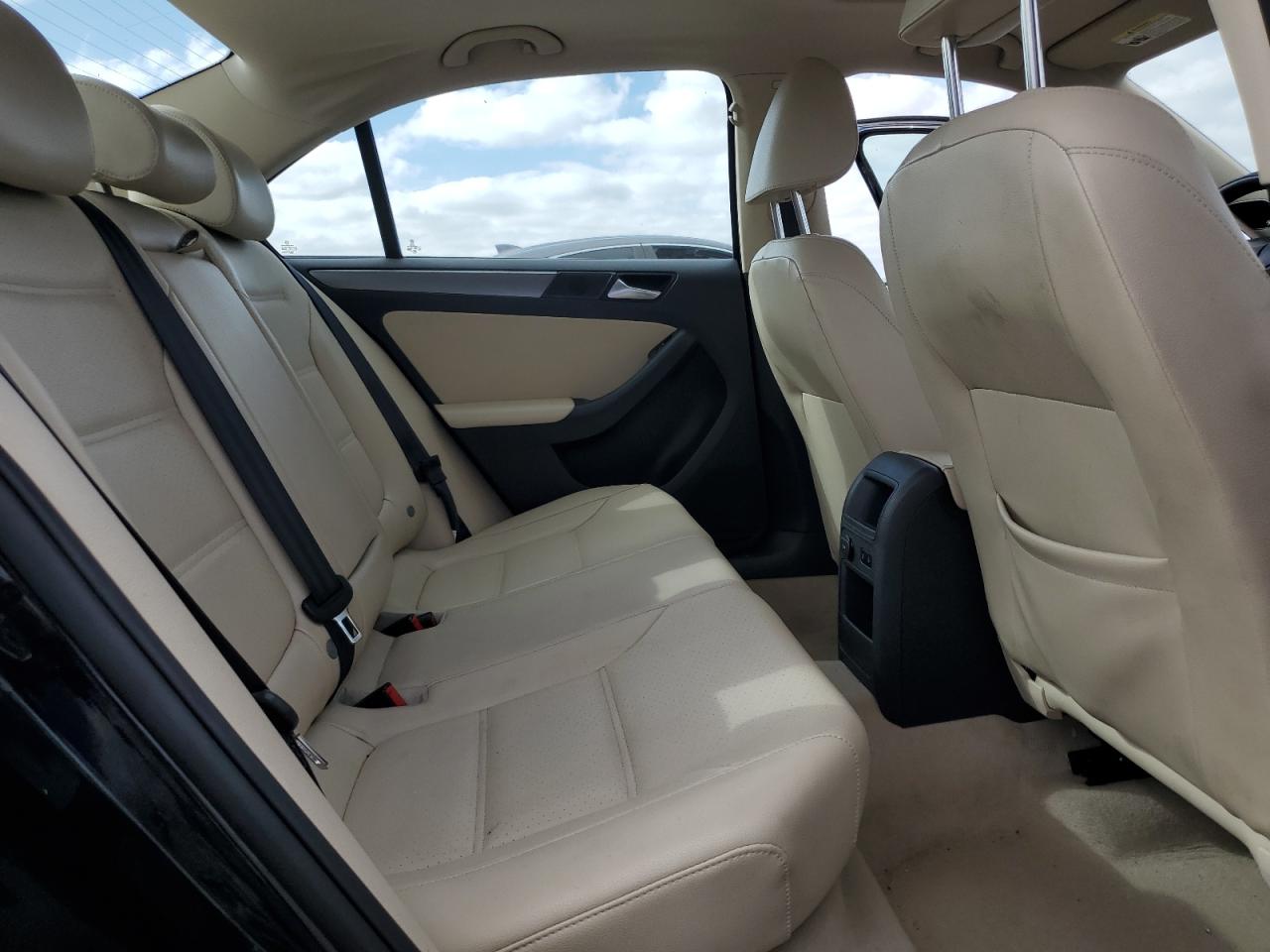 VOLKSWAGEN JETTA TDI