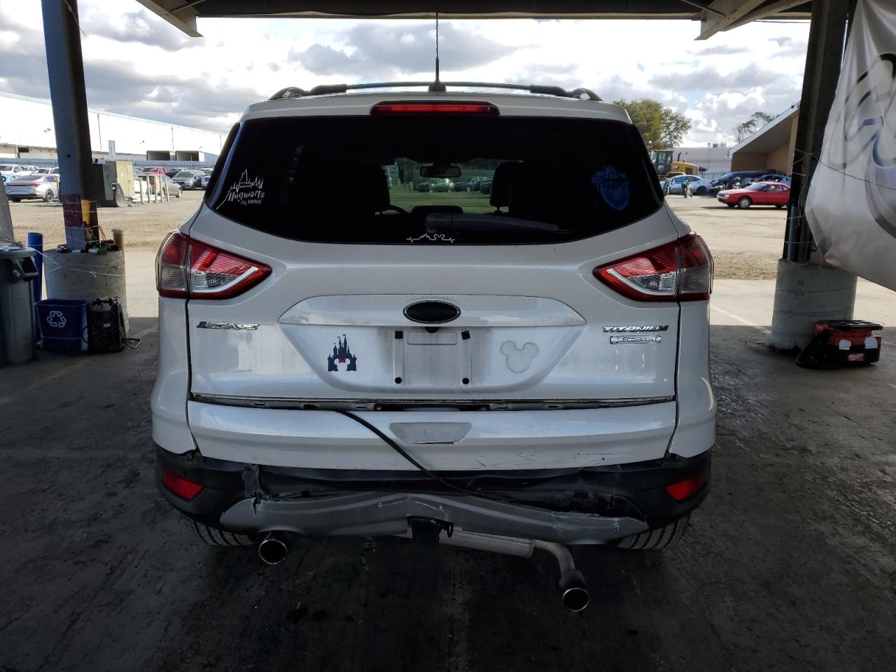 FORD ESCAPE TITANIUM