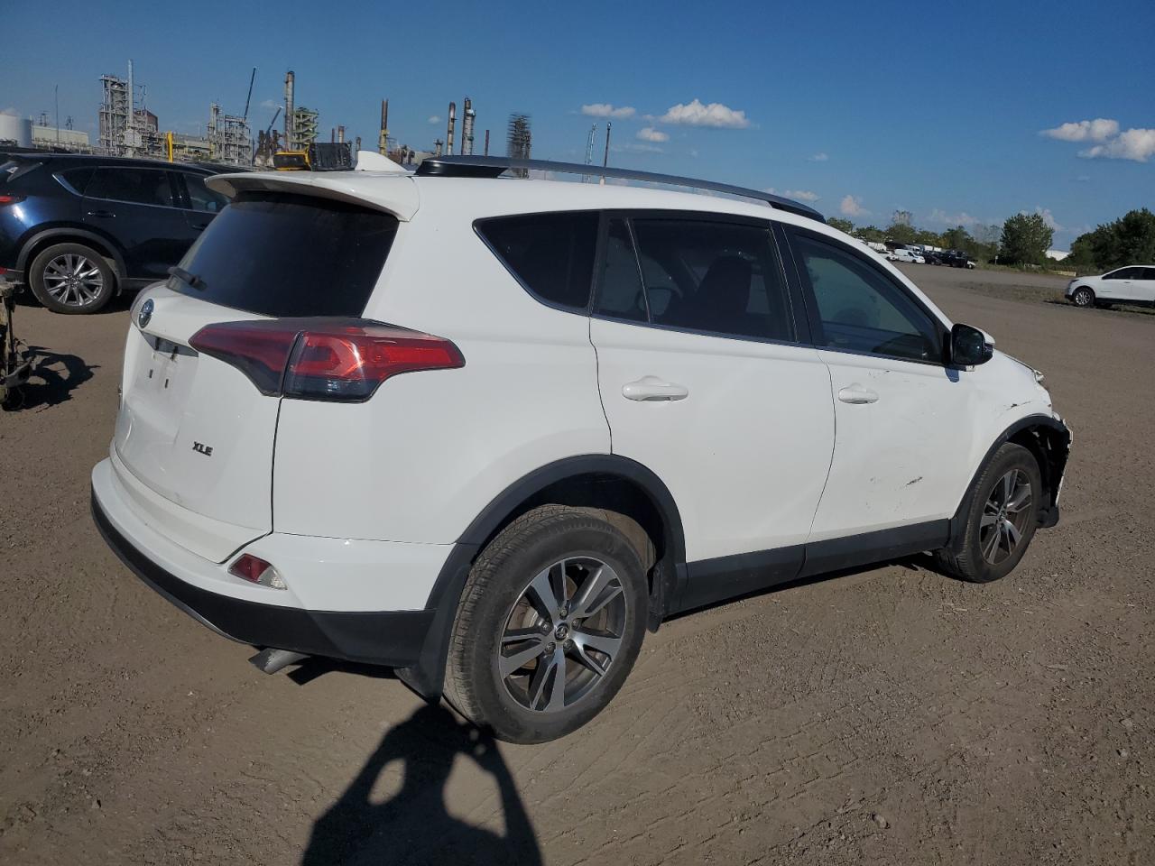 TOYOTA RAV4 XLE