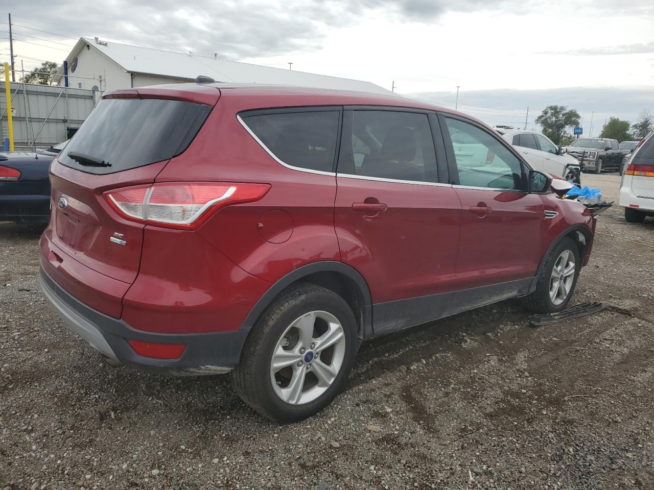 FORD ESCAPE SE