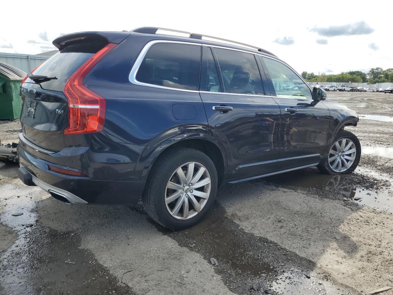 VOLVO XC90 T6