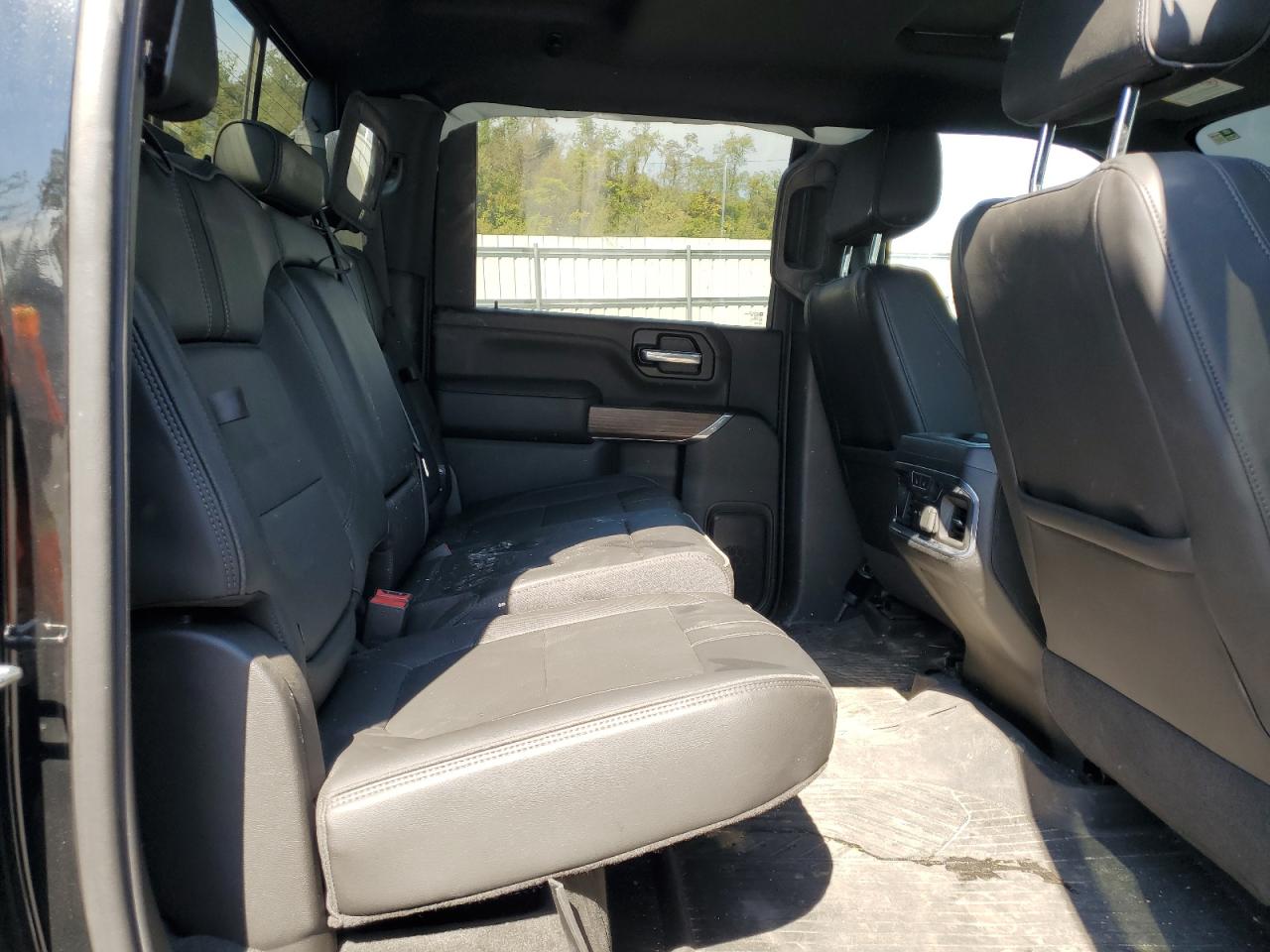 CHEVROLET SILVERADO K3500 HIGH COUNTRY