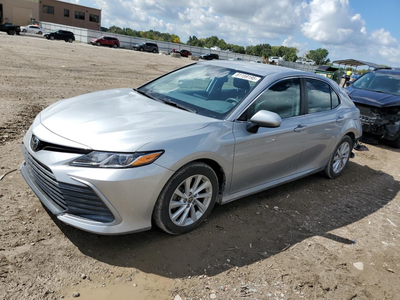 TOYOTA CAMRY LE