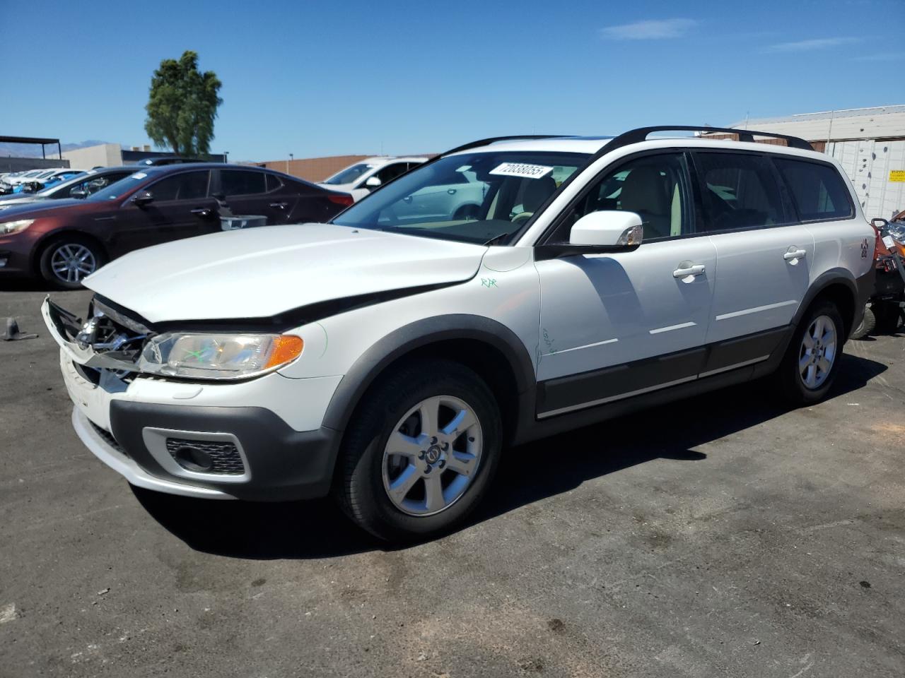 Lot #3292707599 2008 VOLVO XC70