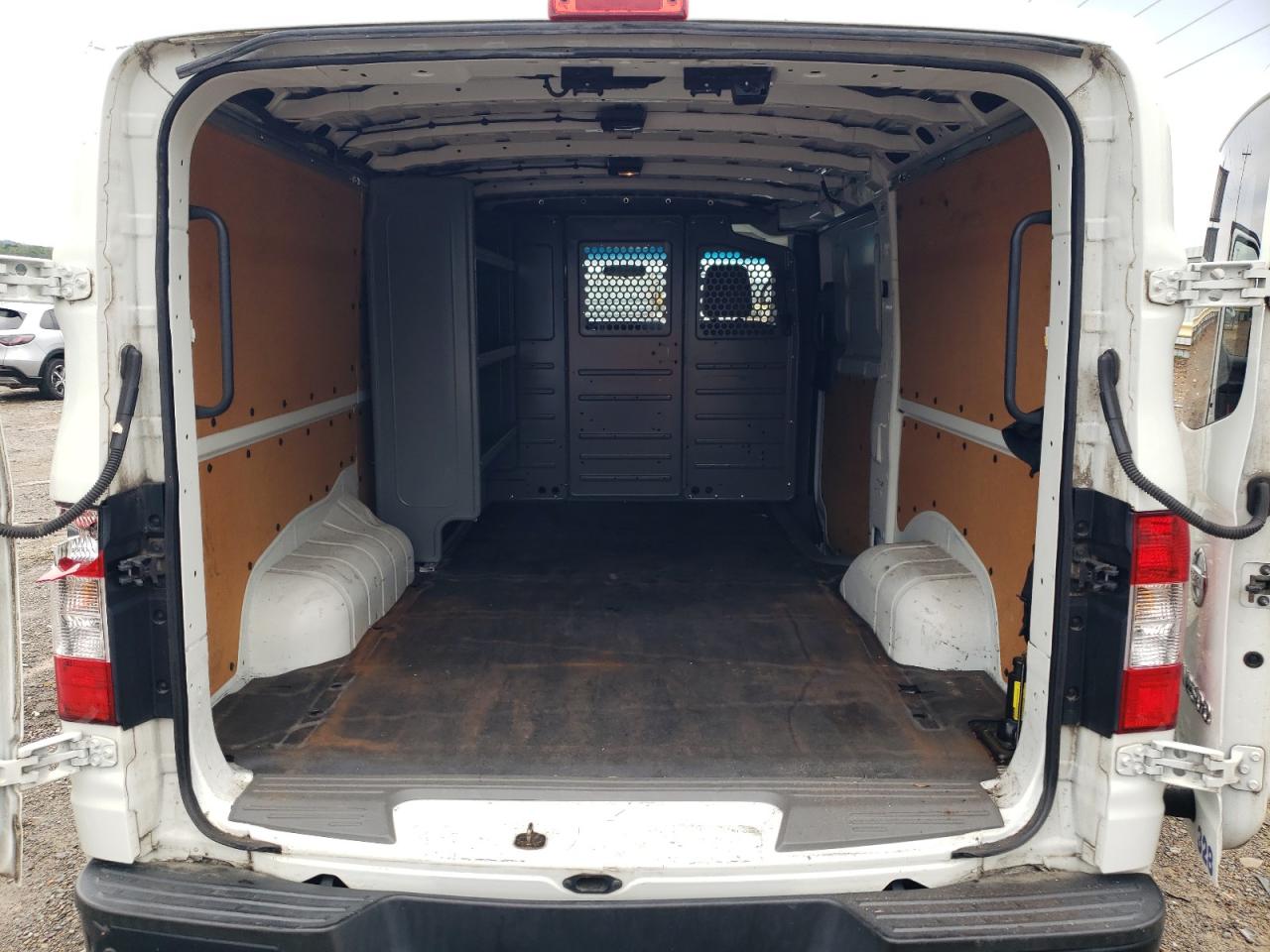 NISSAN NV1500 1500 S