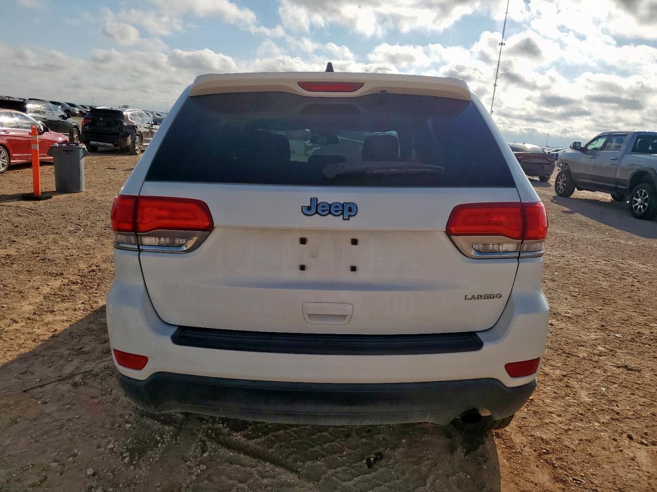 JEEP GRAND CHEROKEE LAREDO