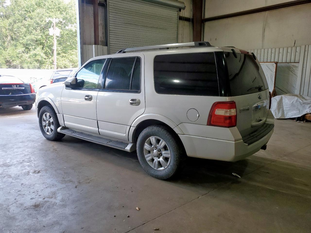FORD EXPEDITION LIMITED