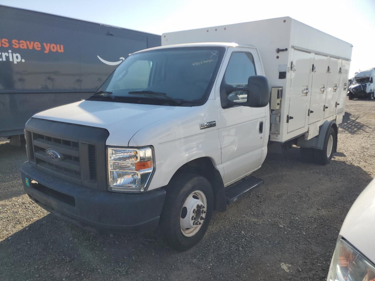 FORD ECONOLINE E450 SUPER DUTY CUTAWAY VAN