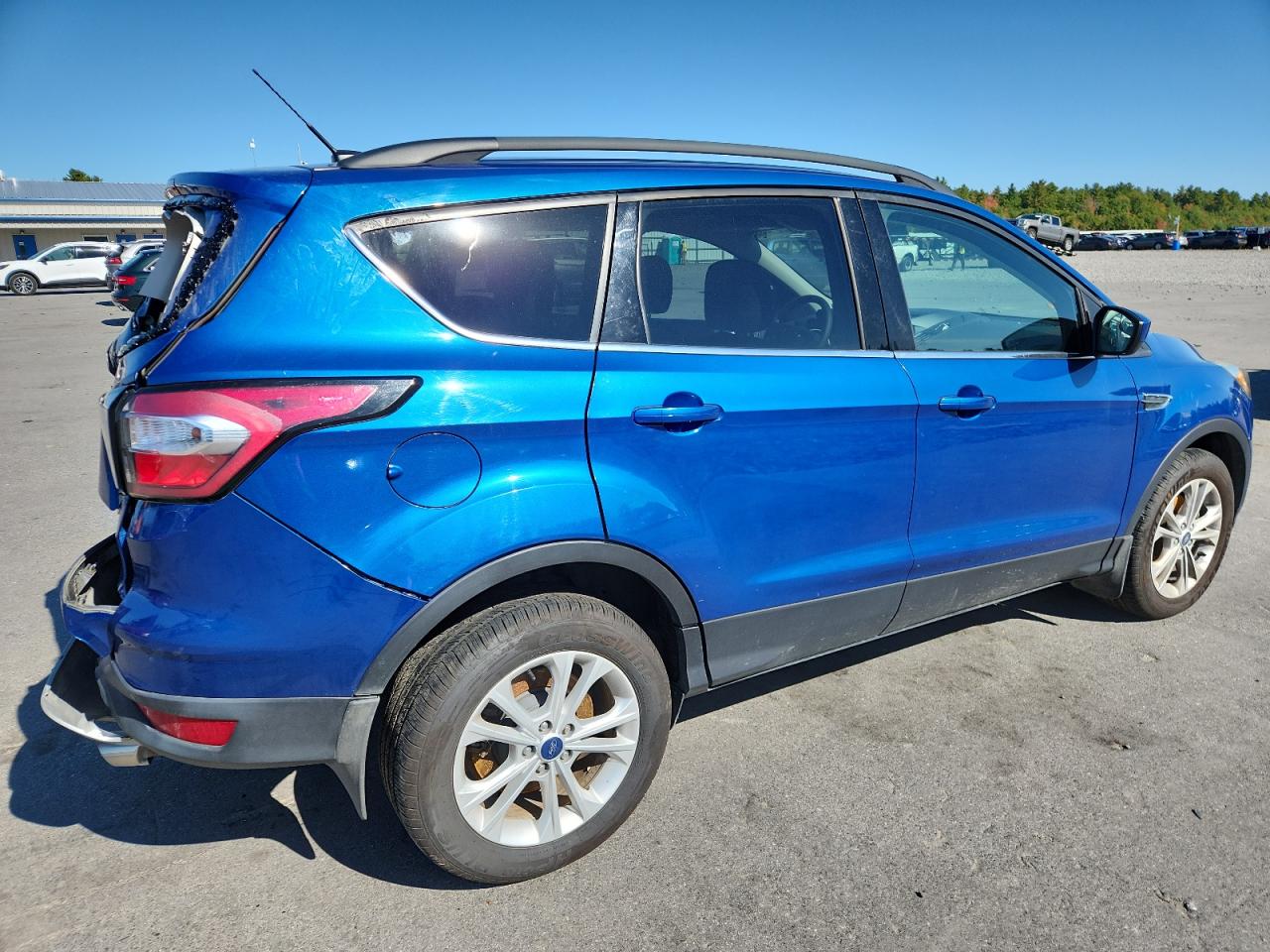 FORD ESCAPE SE