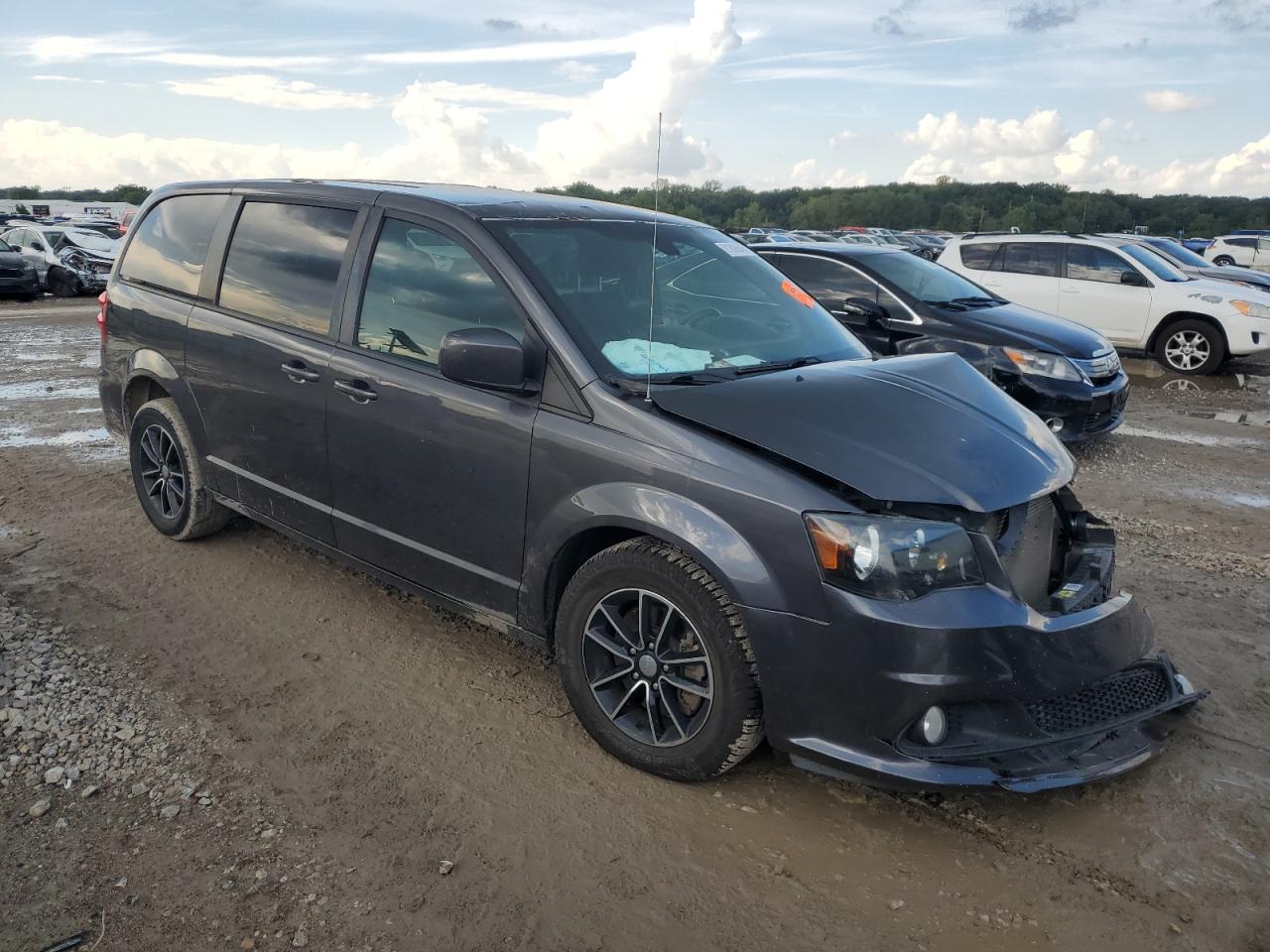 DODGE GRAND CARAVAN SE
